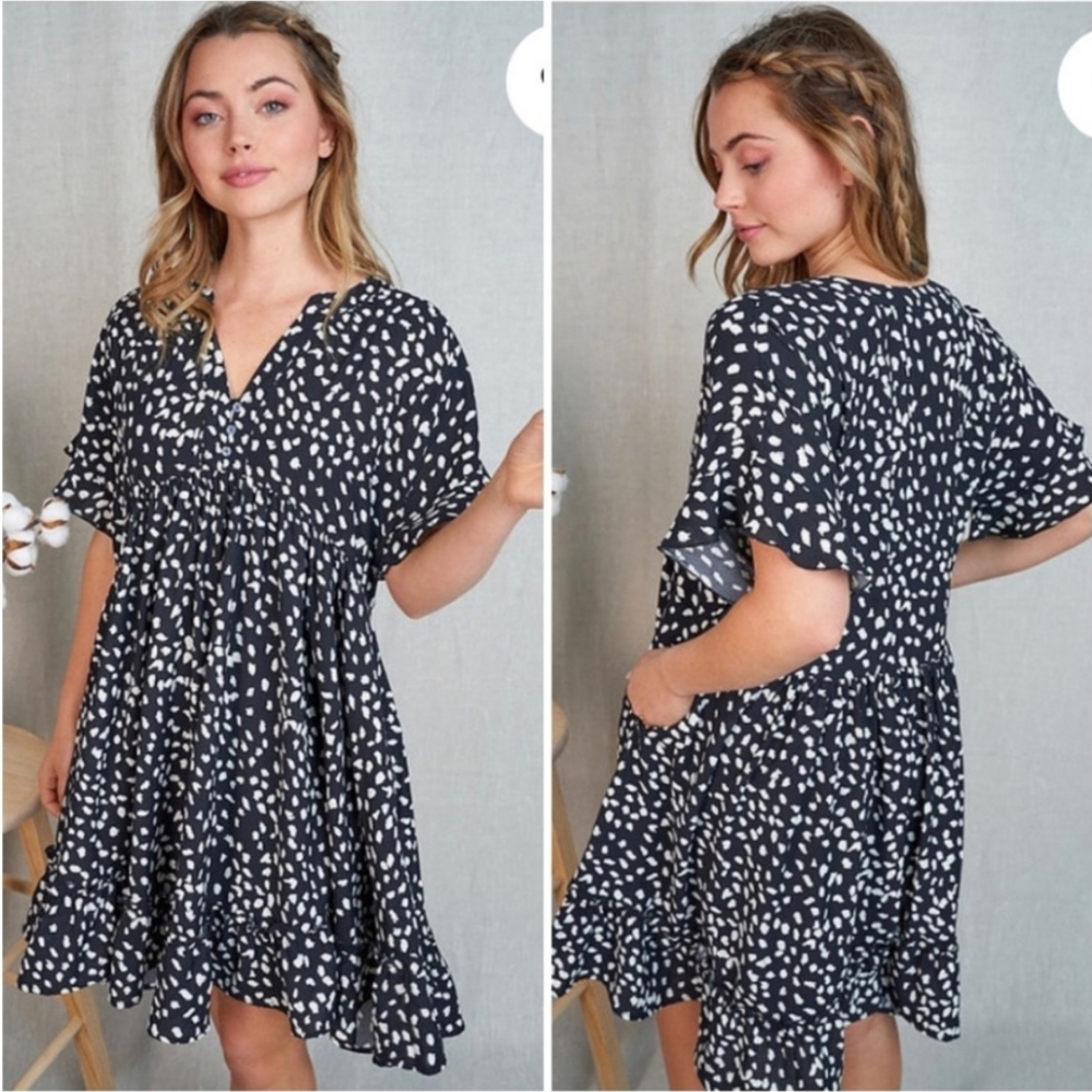 White Birch Boho Babydoll Dress 1X (Fits 2X/3X) • Black & White Dotted • Flutter